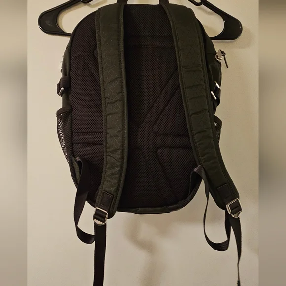 EUC! Olive Green Athleta Excursion Backpack - Picture 6 of 10